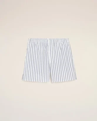 weisse baumwollshorts mit gummizug 1 330x413 - Wei&szlig;e Baumwollshorts mit Gummizug